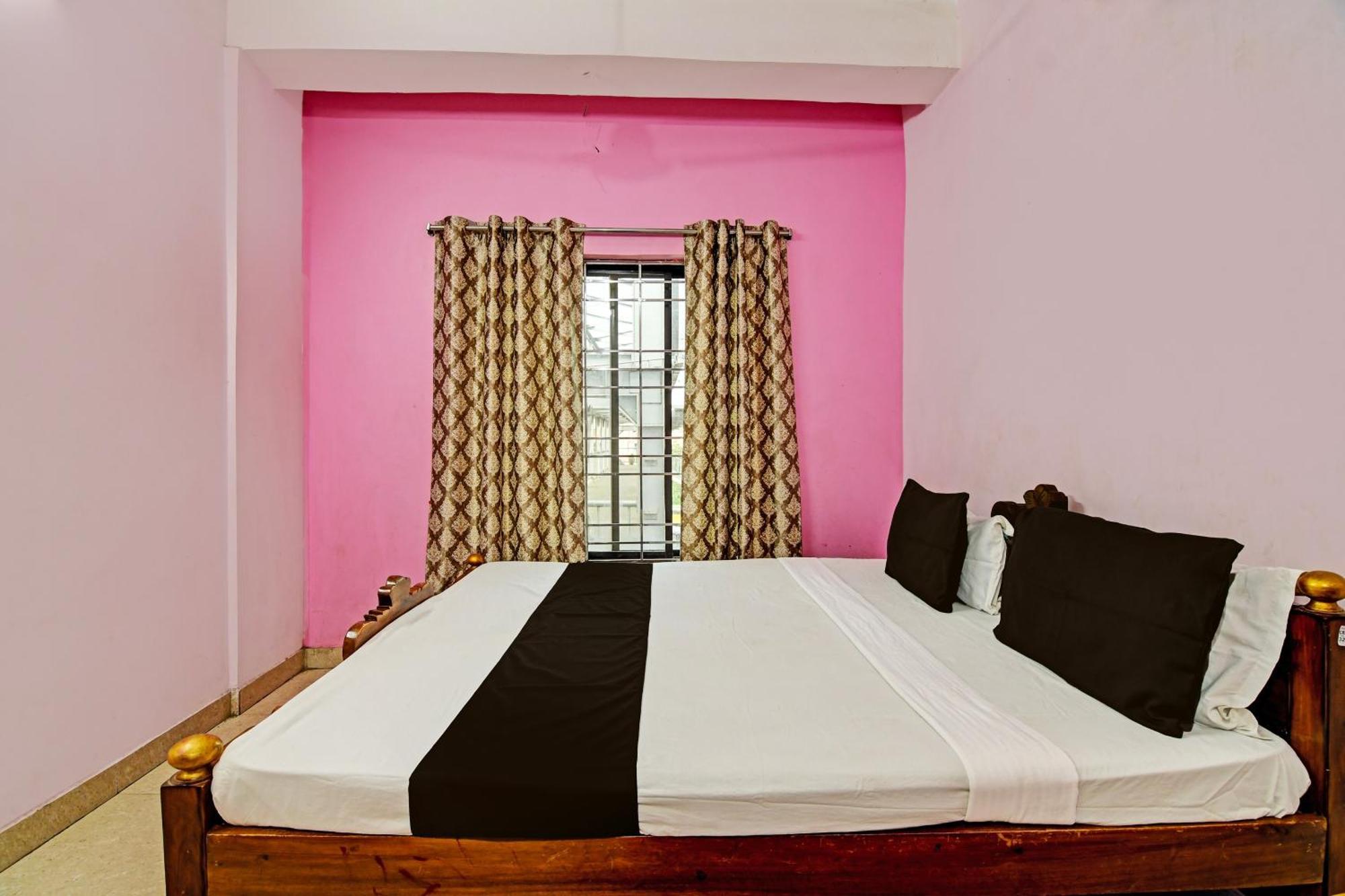 Hotel O Mahalaxmi Lodge Urāli Zewnętrze zdjęcie
