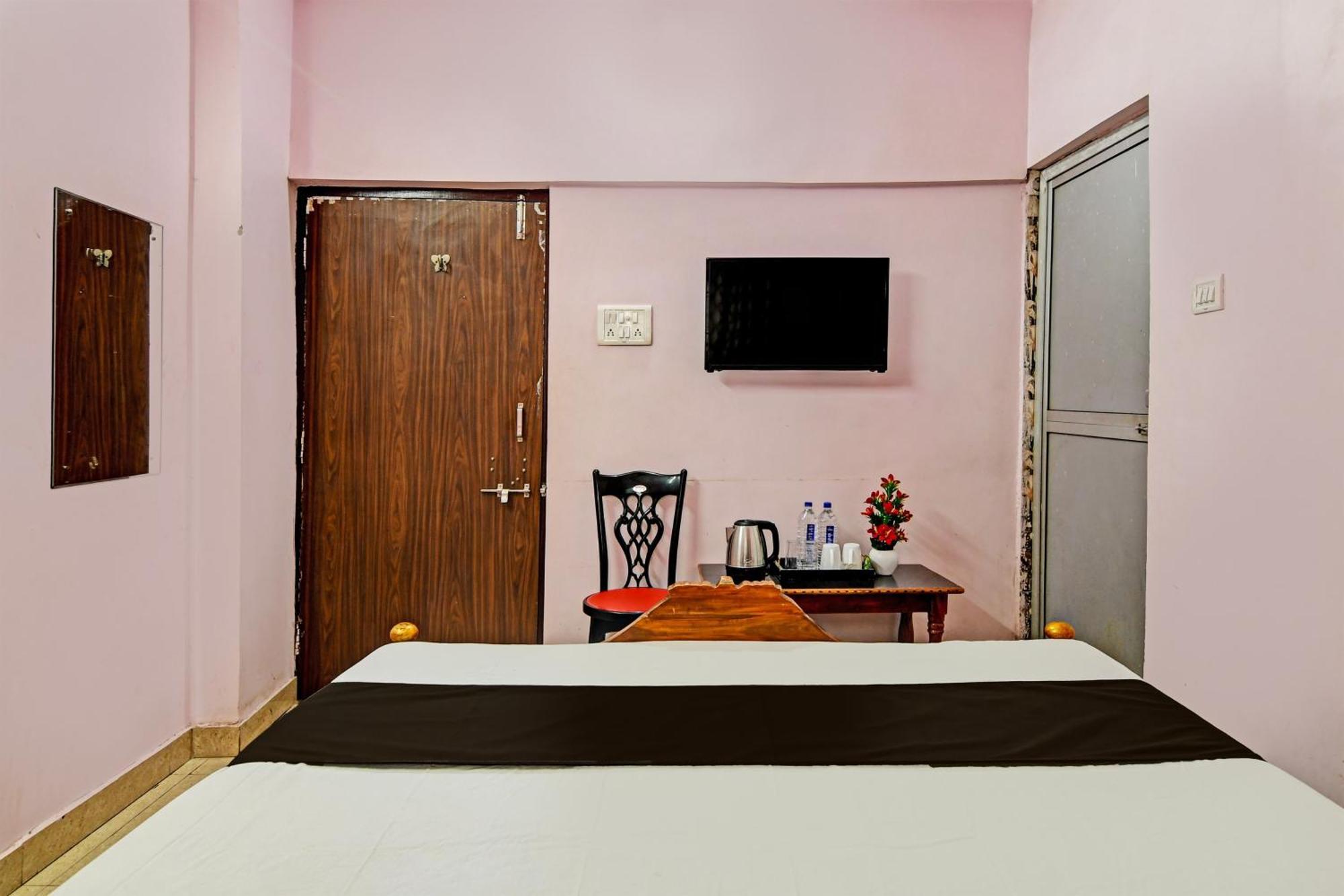 Hotel O Mahalaxmi Lodge Urāli Zewnętrze zdjęcie