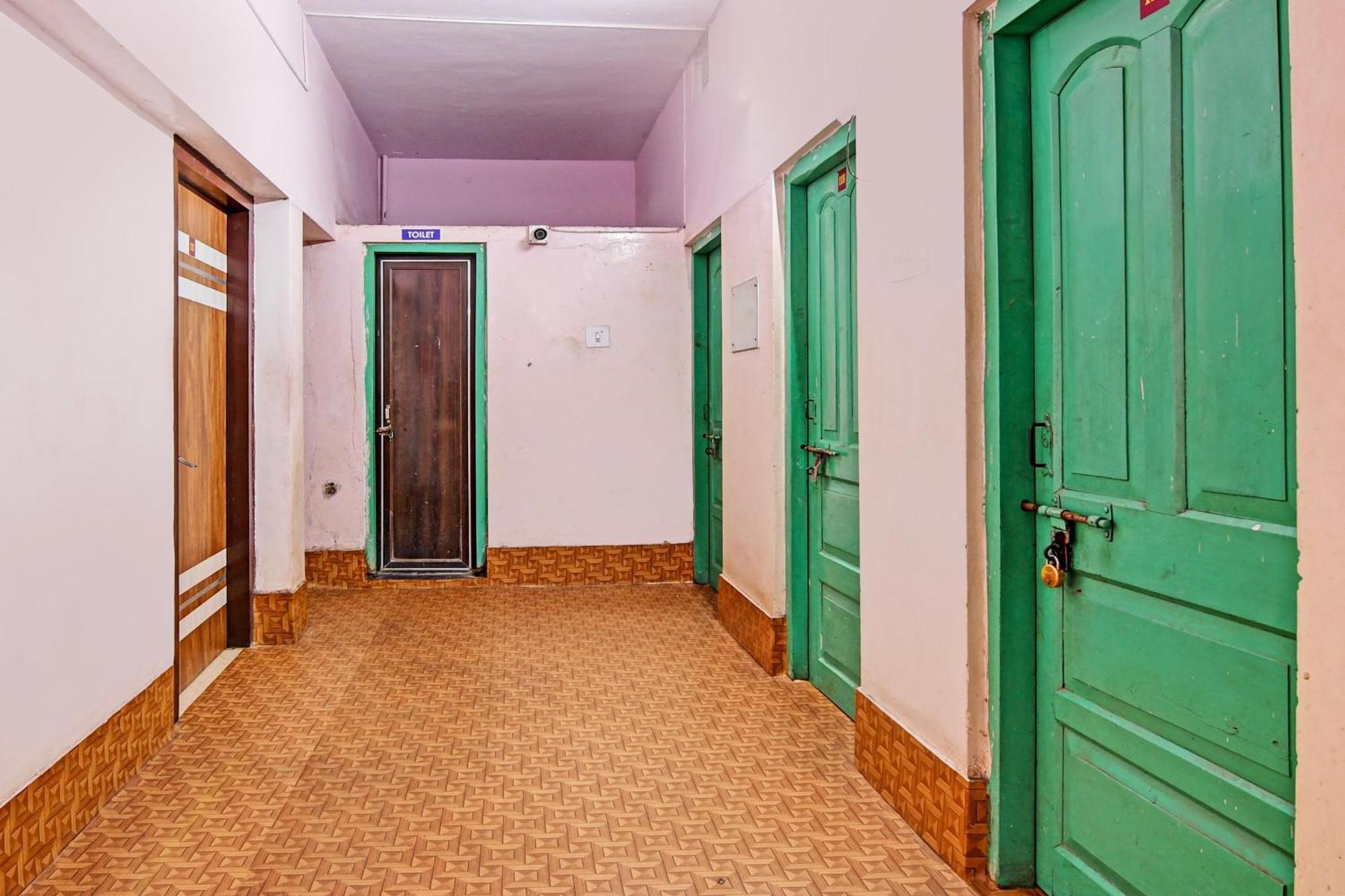 Hotel O Mahalaxmi Lodge Urāli Zewnętrze zdjęcie